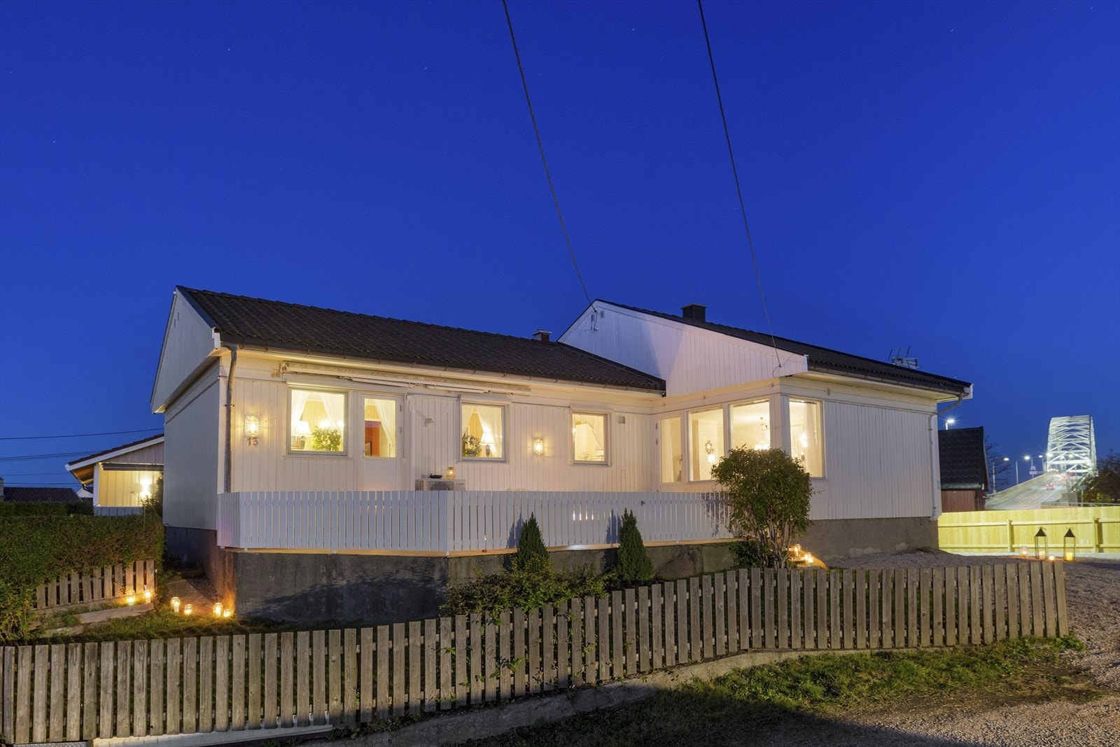 Enebolig i sentrum med alt på ett plan! Galleribilde