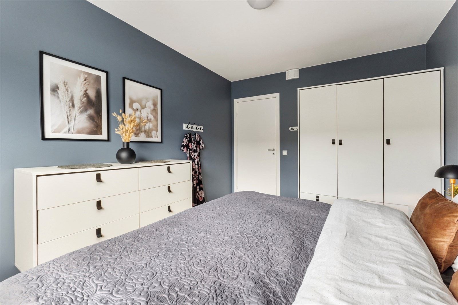 Med en leilighet i et nyere bygg (2021) får du lavt energibehov, høy bokomfort og minimalt med vedlikehold. Galleribilde