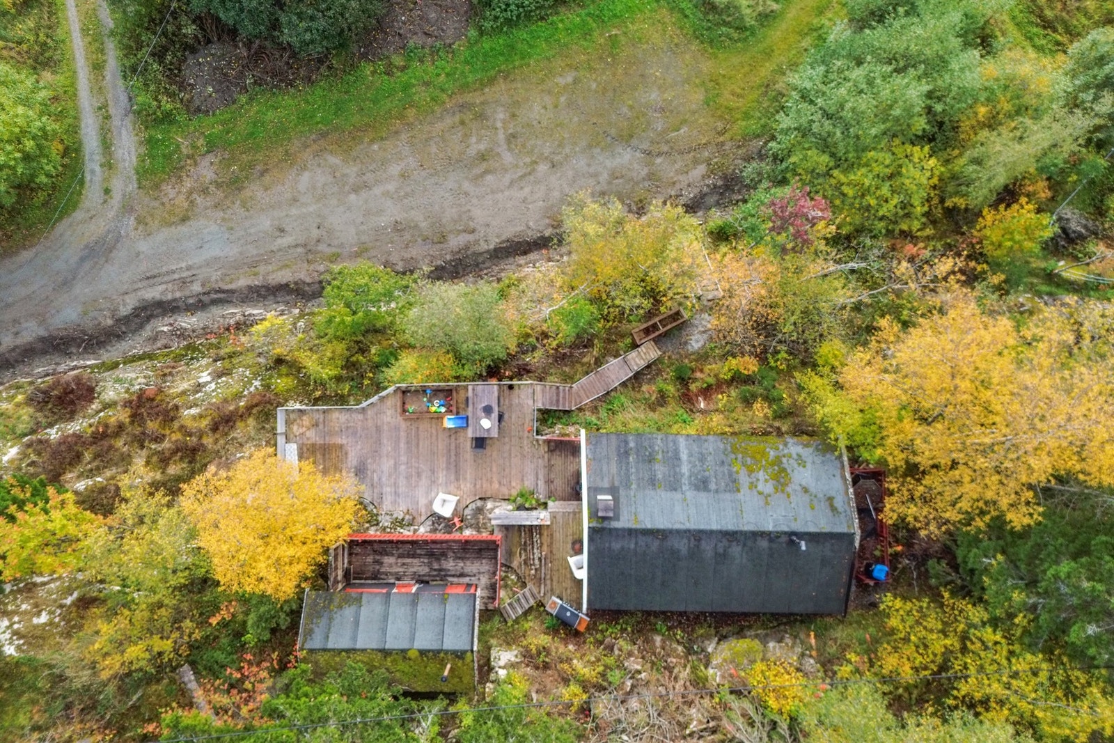 Andel i bomveg og P-plass i hyttefeltet. Galleribilde