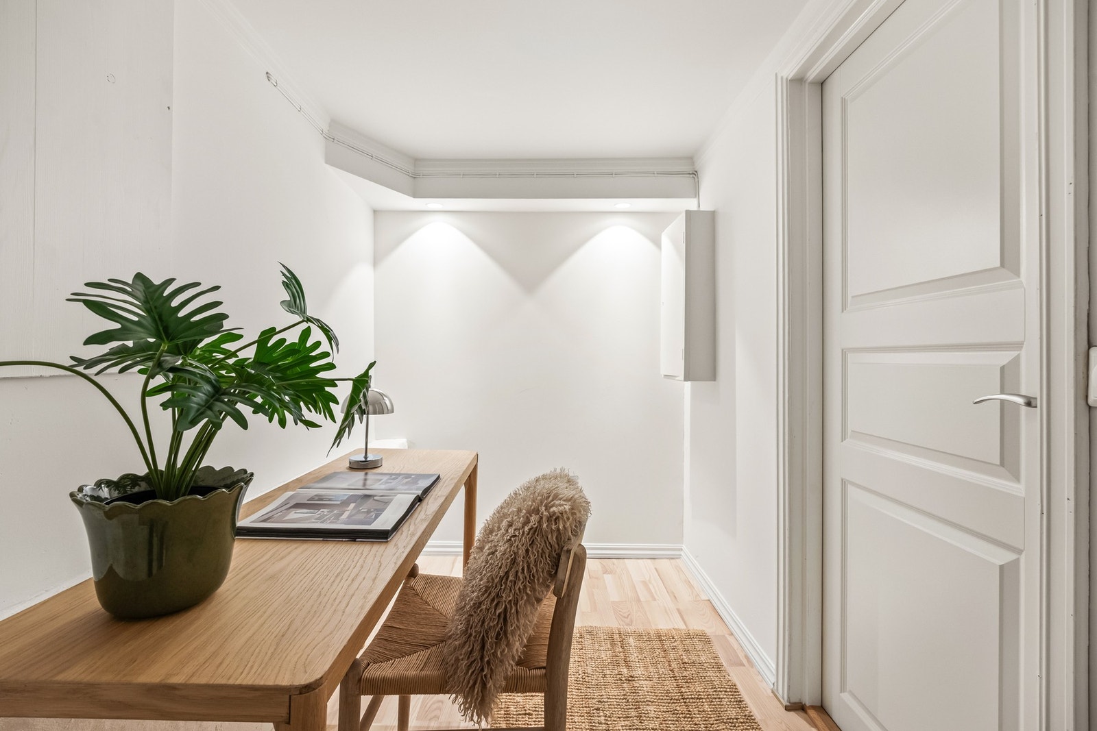 Innvendig bod med meget gode oppbevaringsmuligheter. Galleribilde