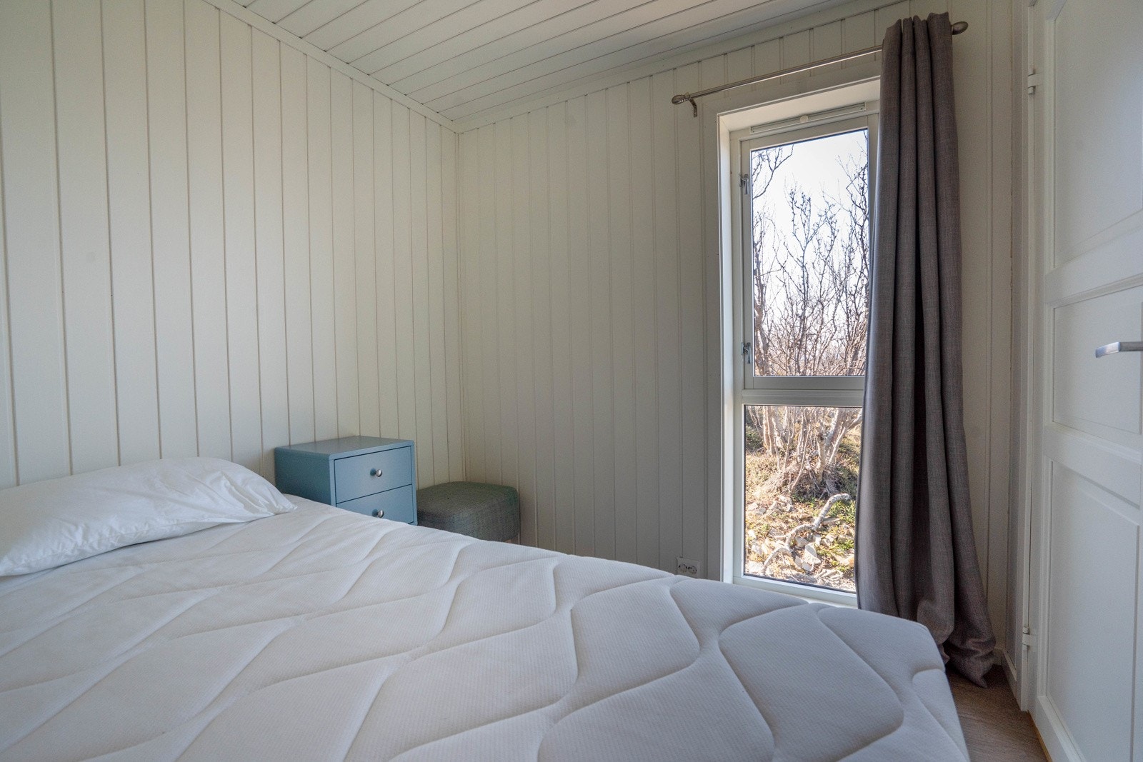 Soverom 1 med morgen solen som vekker deg Galleribilde