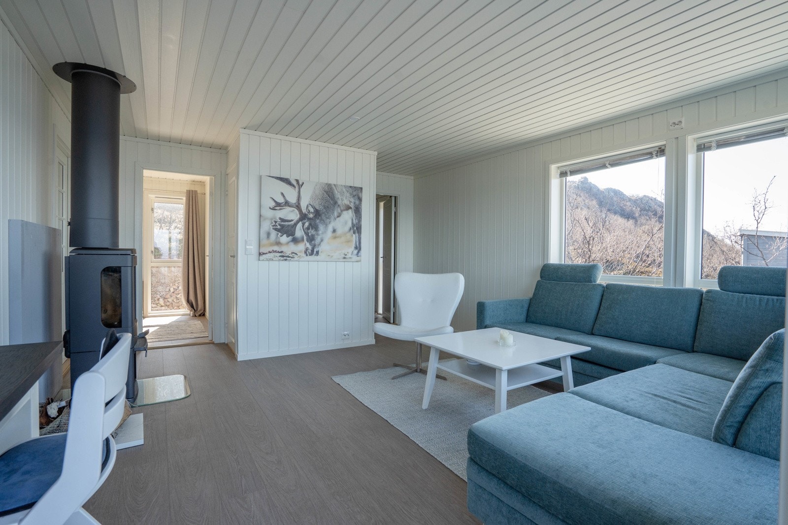 Stuen sett mot soverommene Galleribilde