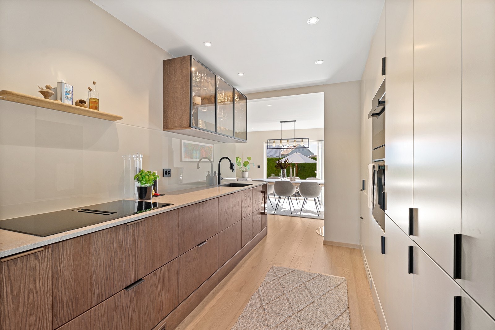 Blant annet med et lekker kjøkken fra Huseby! Galleribilde