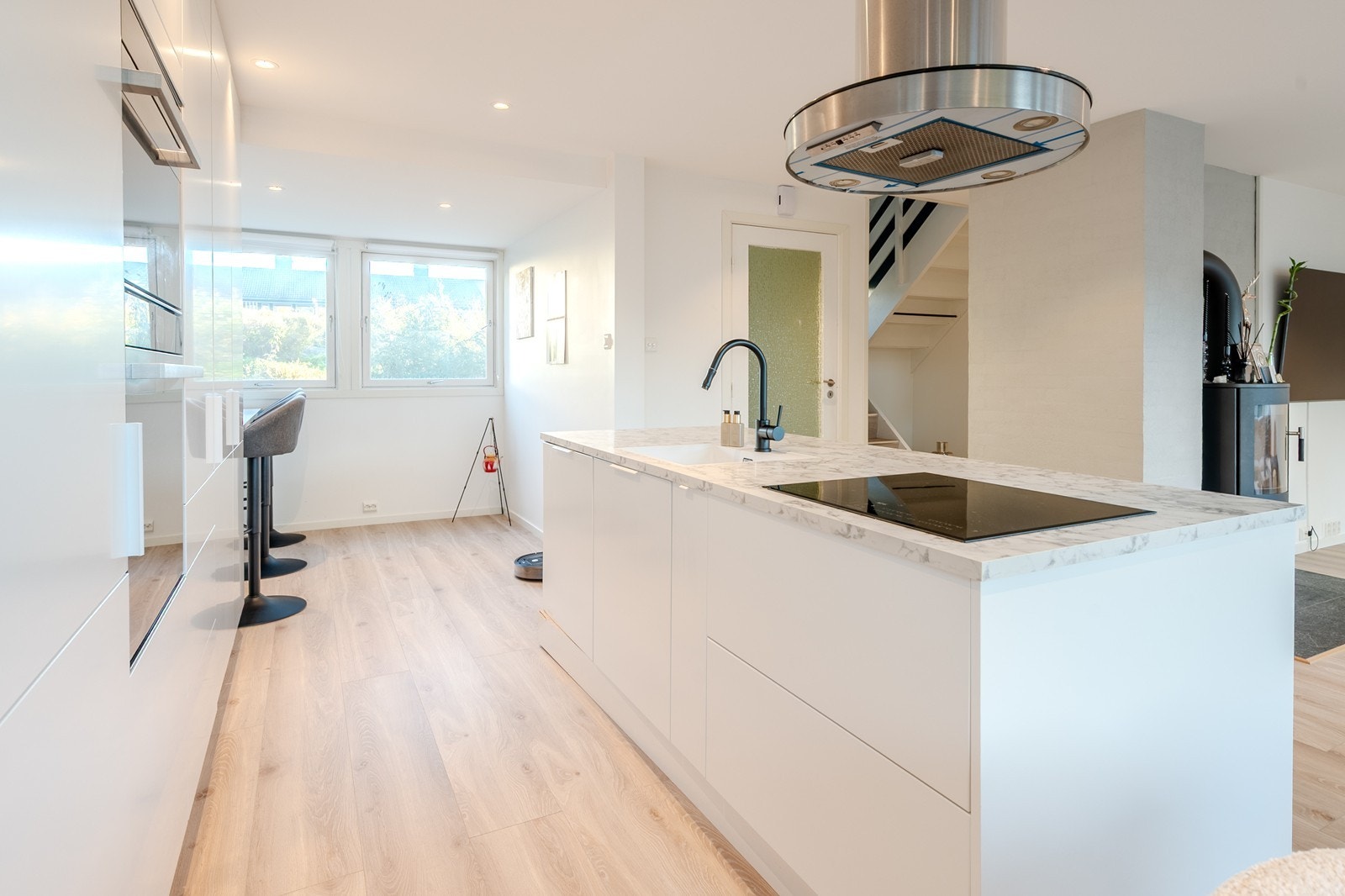 Alle hvitevarer er integrert Galleribilde