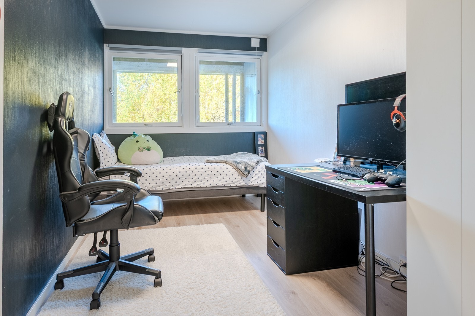 Alle rom har garderobeskap Galleribilde