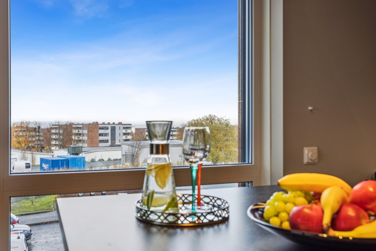 Utsikt fra kjøkken. Galleribilde