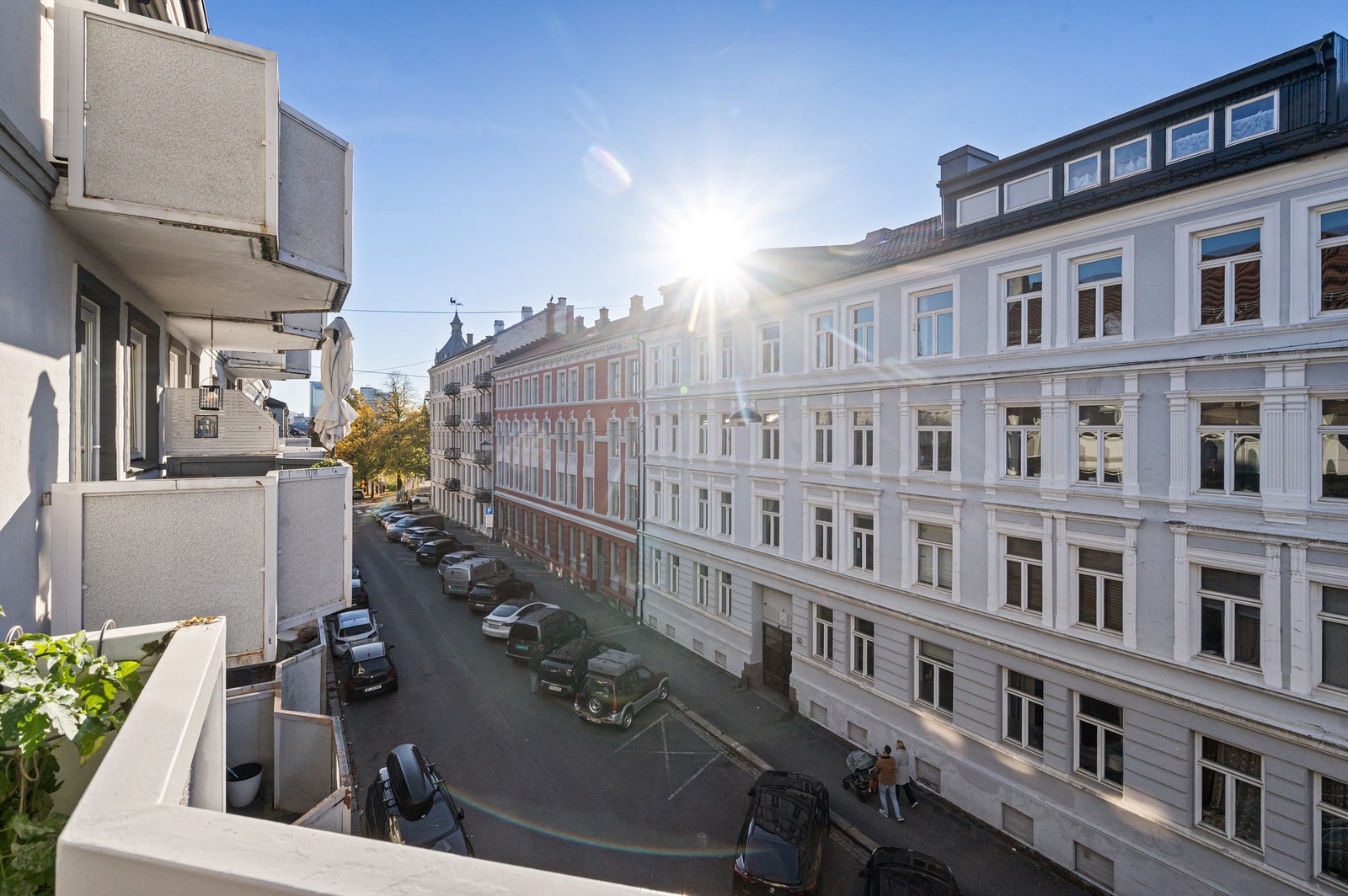Høyt og fritt utsyn i 4. etasje med heisadkomst! Galleribilde