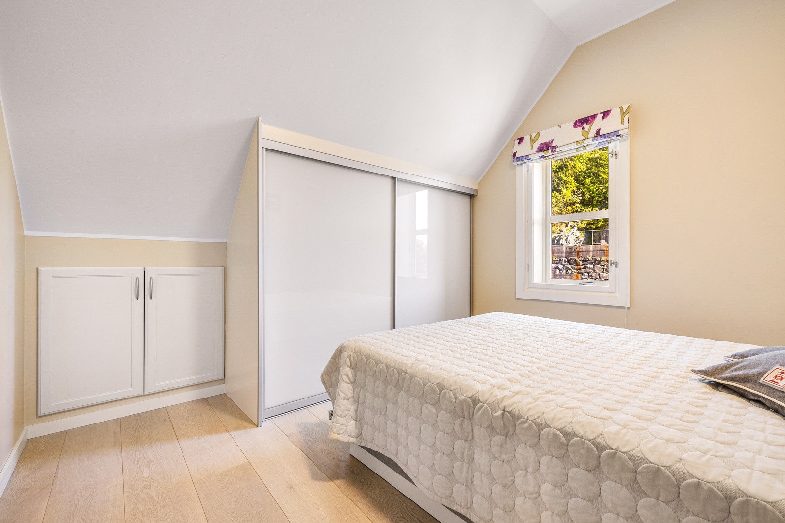 - Rommet måler ca 7,2 kvm - Galleribilde