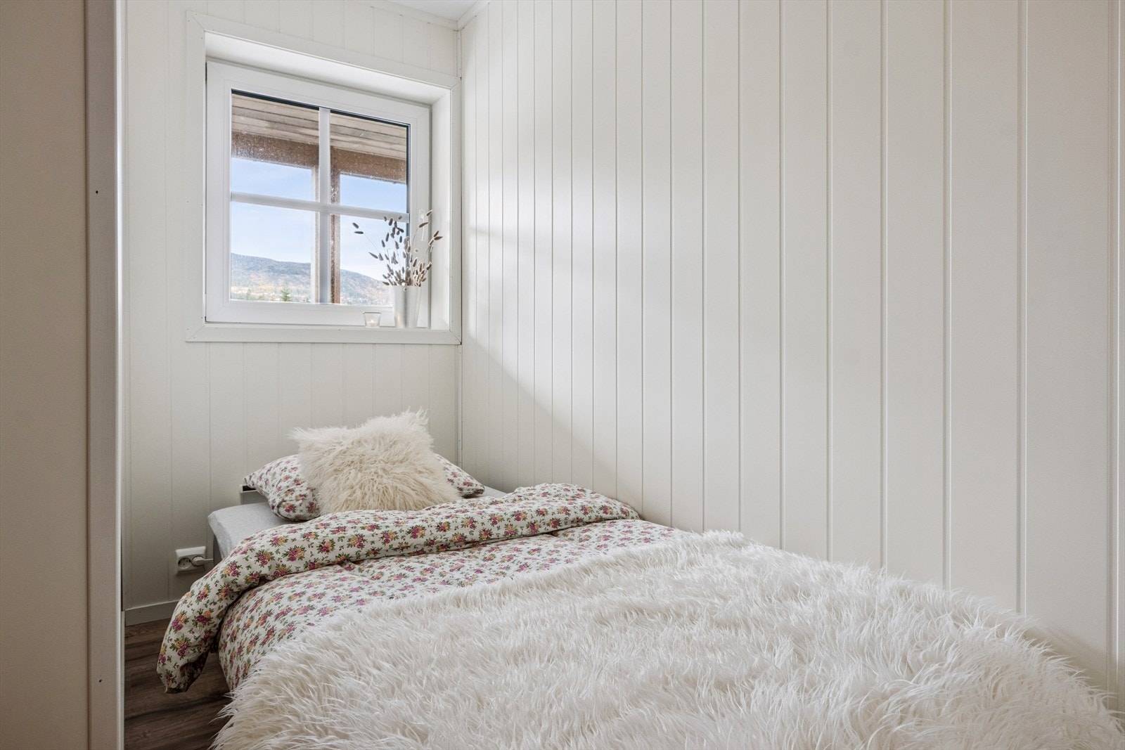 Soverom på ca. 4 kvm. Galleribilde