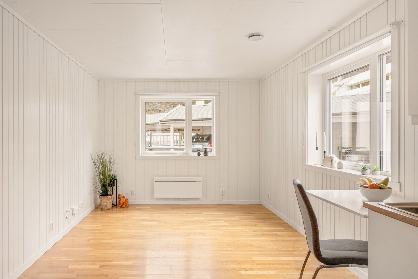 Geerthana Jega har gleden av å presentere Bråtet 3. Galleribilde