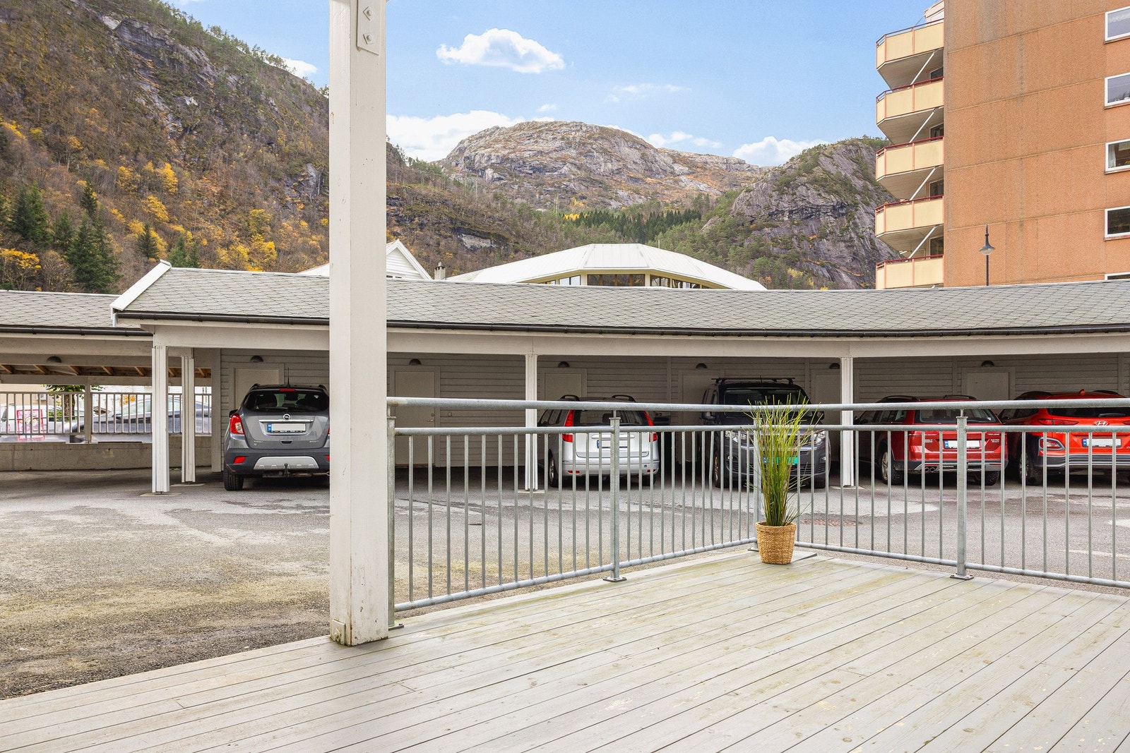 Det er også gjesteparkering tilgjengelig. Galleribilde