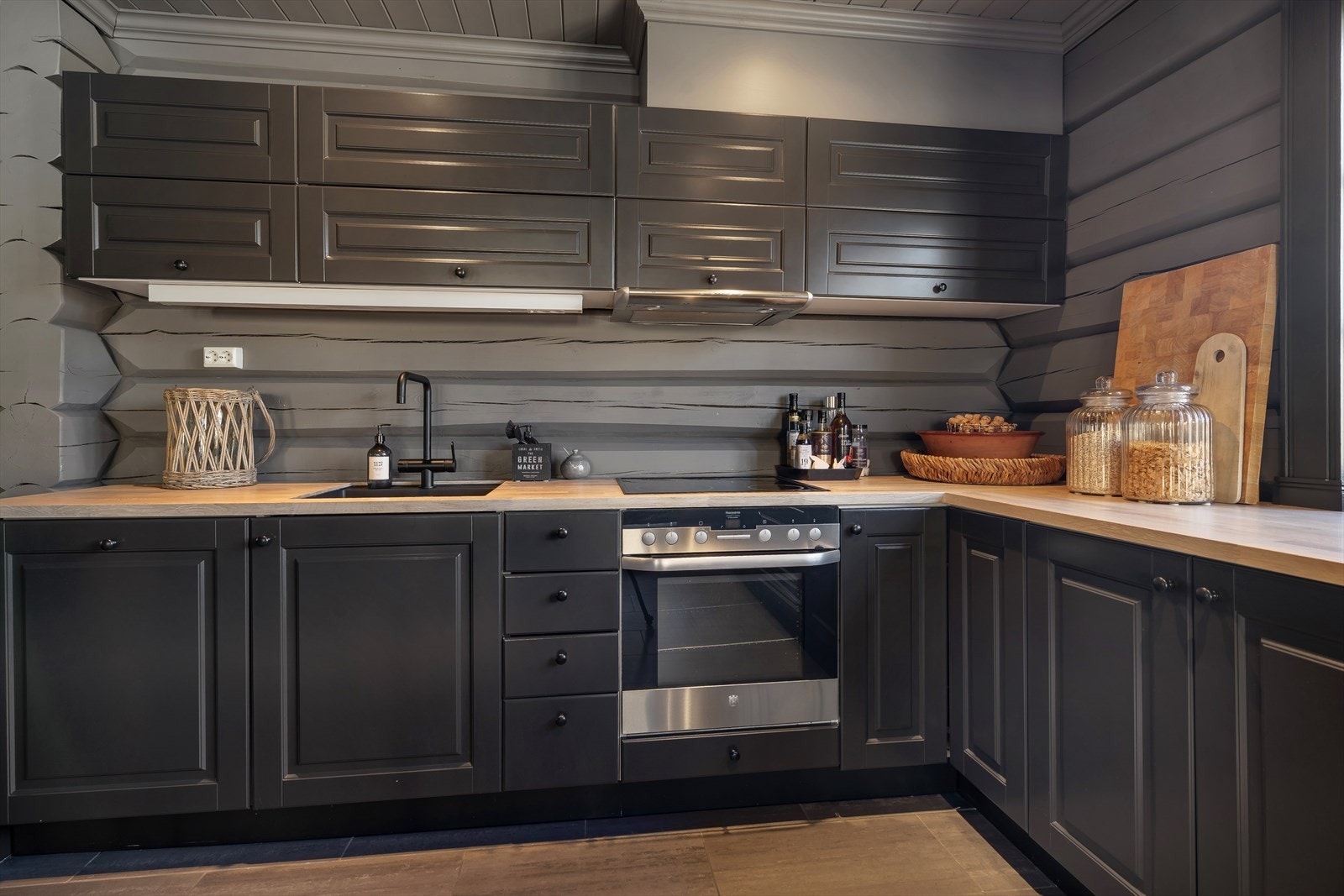 305240_DSC00142.jpg Galleribilde