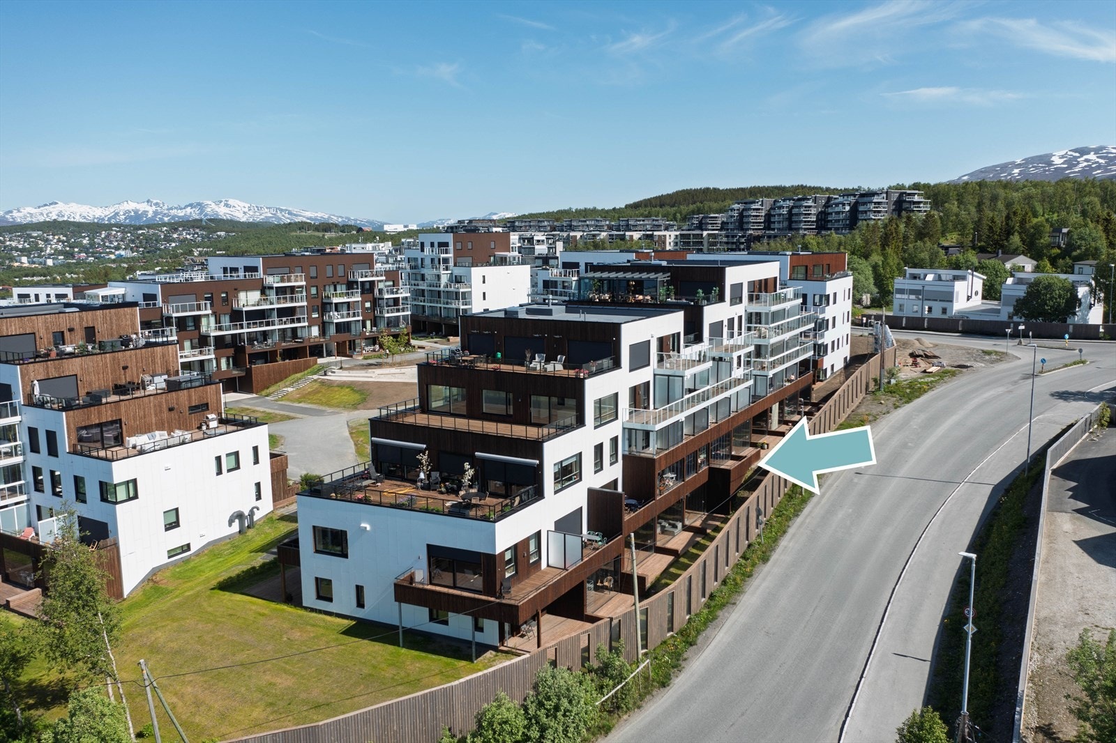 Boligblokk EIR - sett fra sør Galleribilde