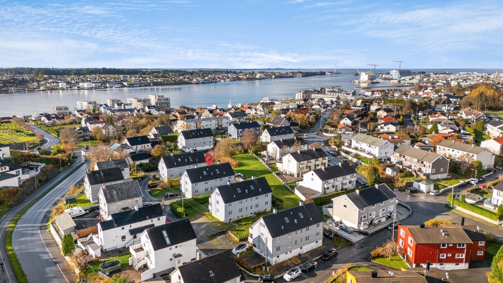 I området bor det en god blanding av unge, eldre og barnefamilier. Her kan alle trives! Galleribilde