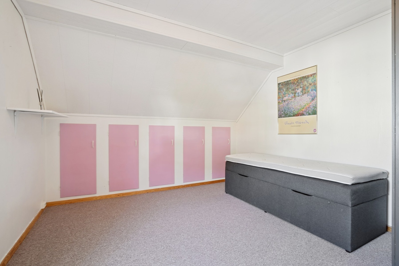 Loftsetasjen har to stk. soverom. Galleribilde