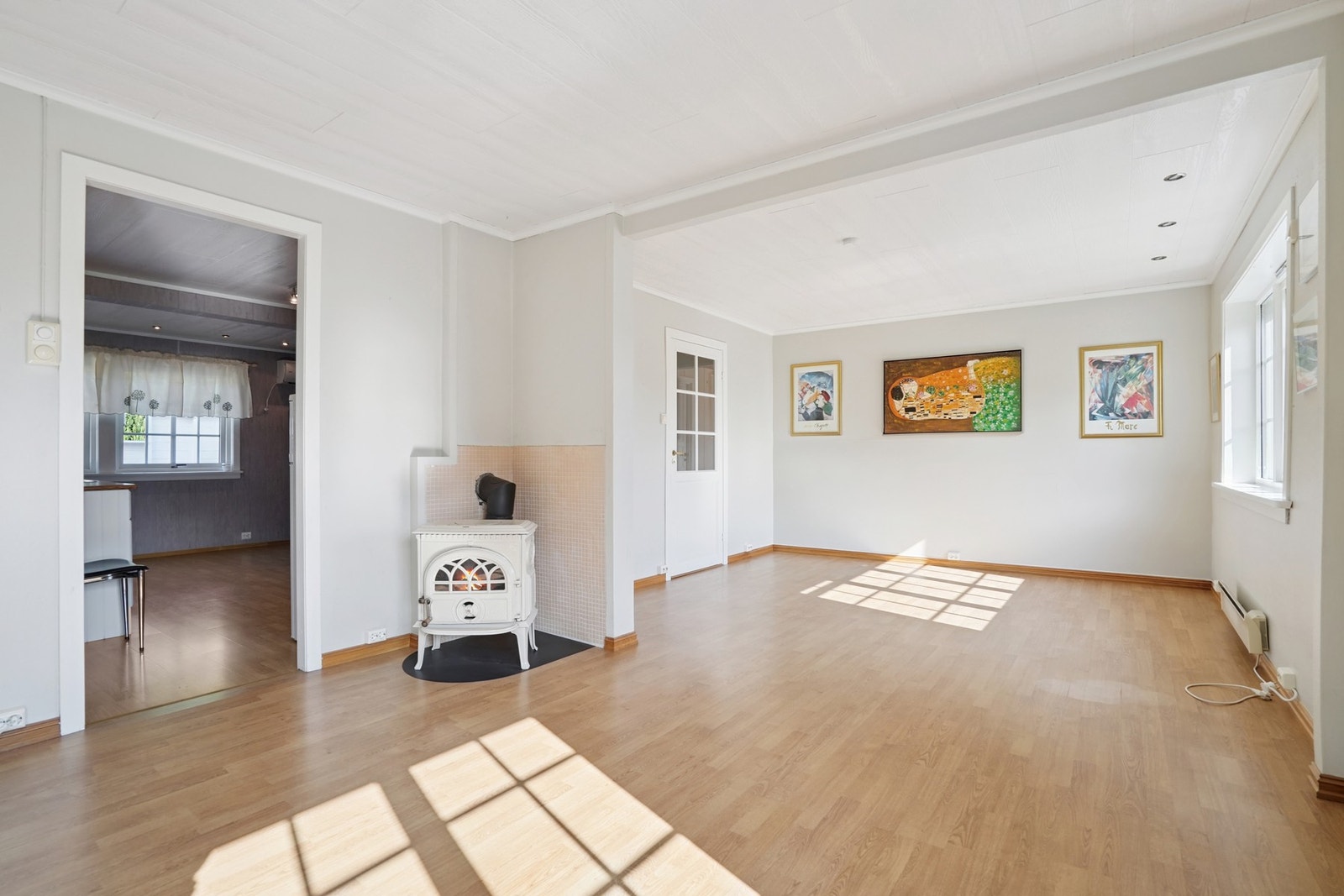 Her har du en enebolig med mange gode rom som har flere muligheter. Galleribilde