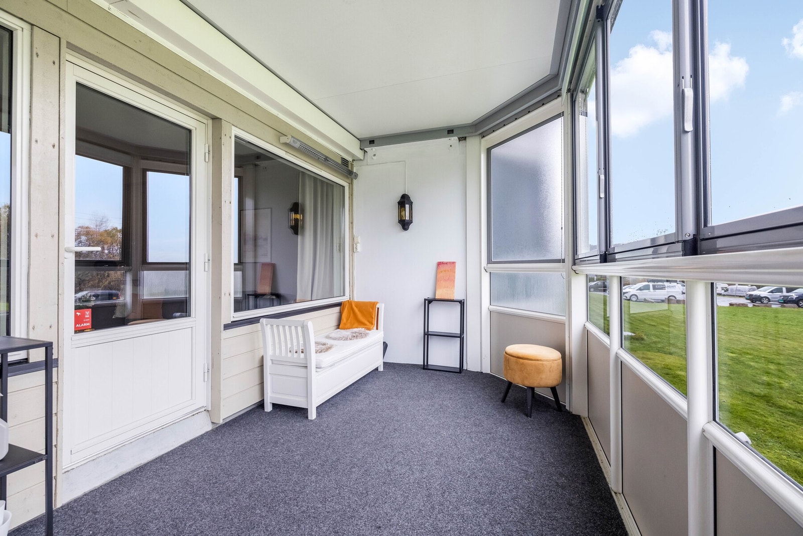 Dette er et rom for både avslapning og hyggelige sammenkomster. Galleribilde