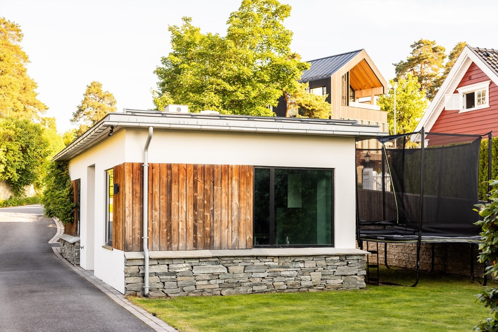 Portnerbolig m/2 soverom, bad/wc og åpen stue/kjøkken Galleribilde