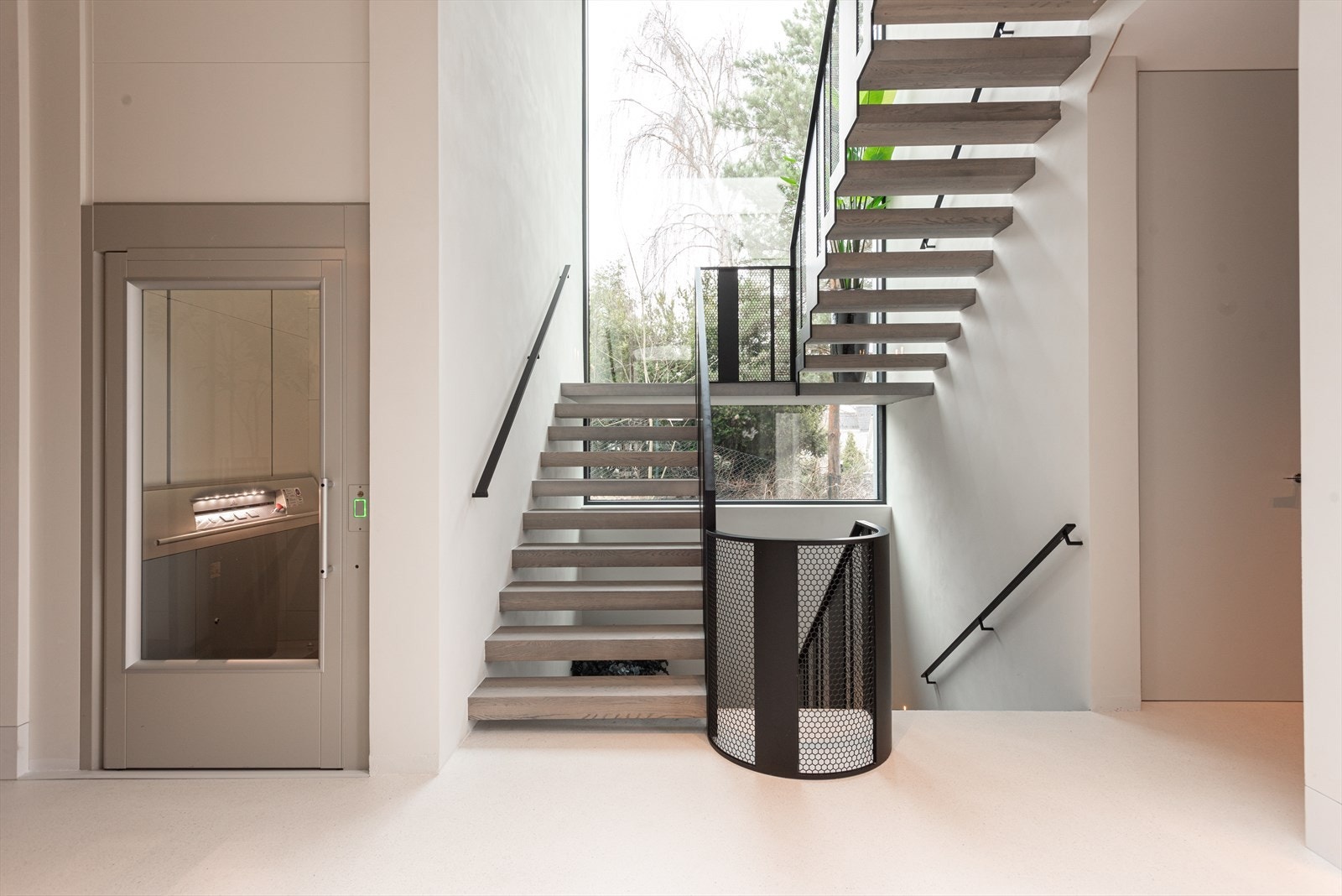 Heis fra u til 2 etg. Galleribilde