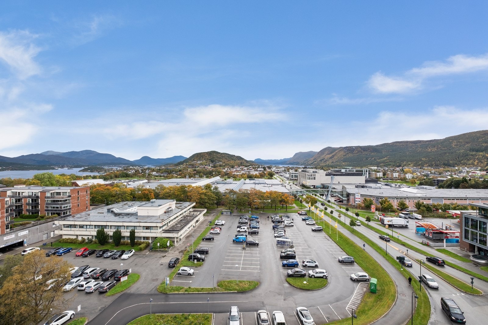 Kontakt megler for påmelding til visning. Galleribilde