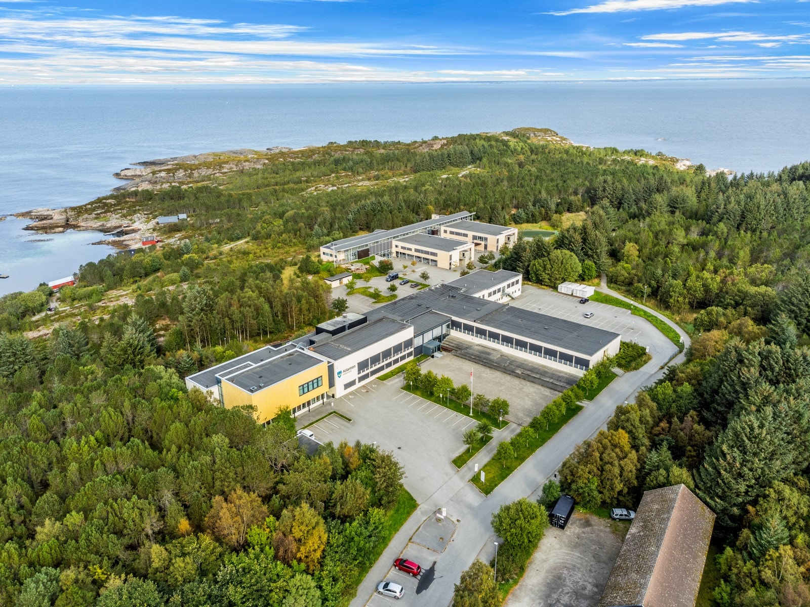 Nærområde - Atlanten ungdomsskole og videregående skole Galleribilde