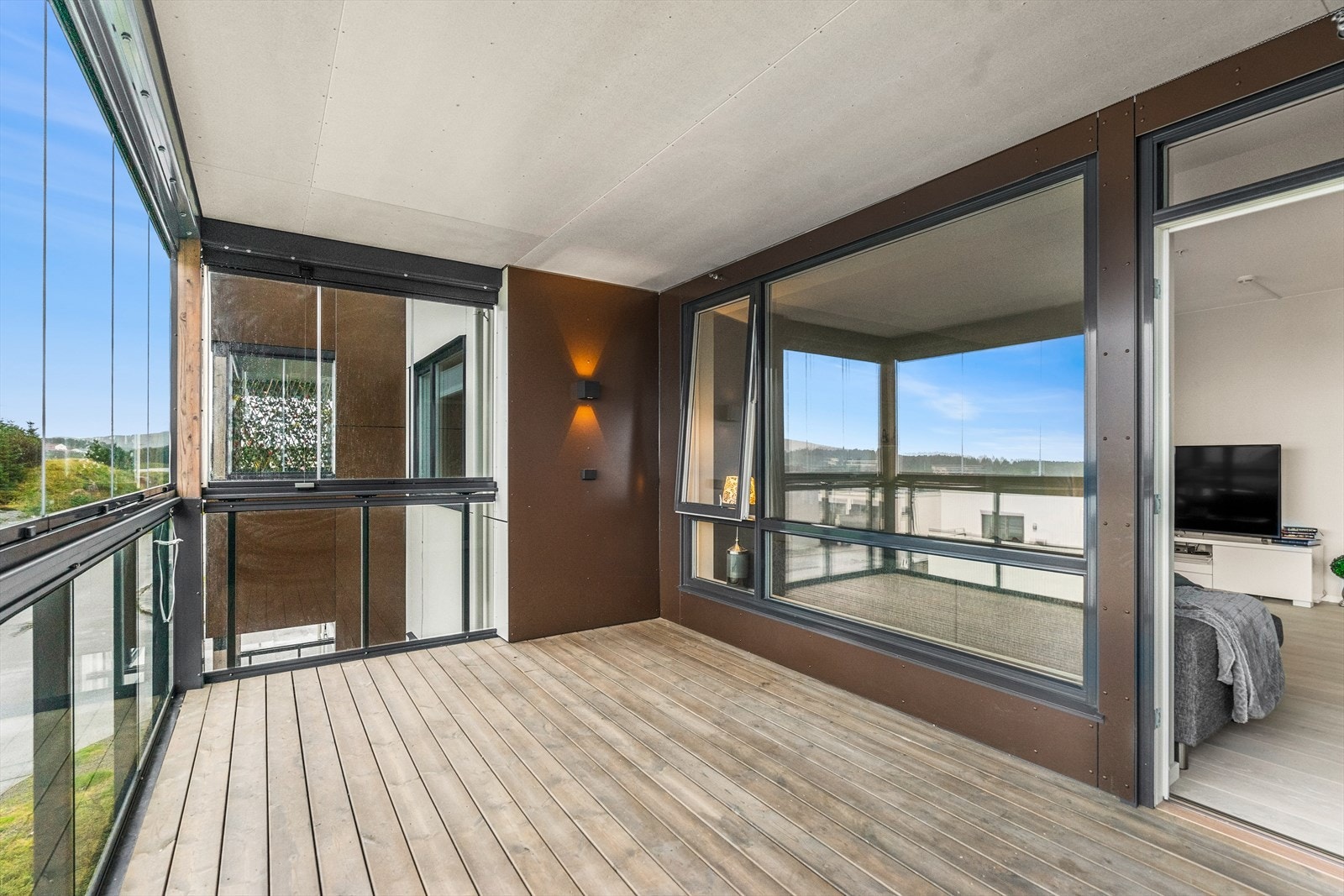 Innglasset balkong Galleribilde