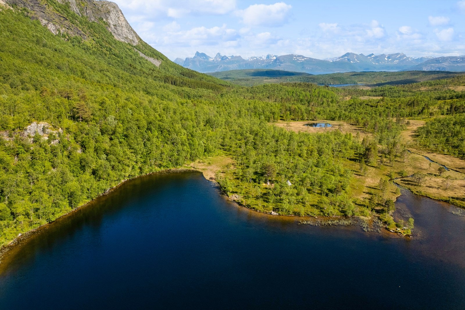 Ren vannkilde som kan legges til eiendommen. Galleribilde