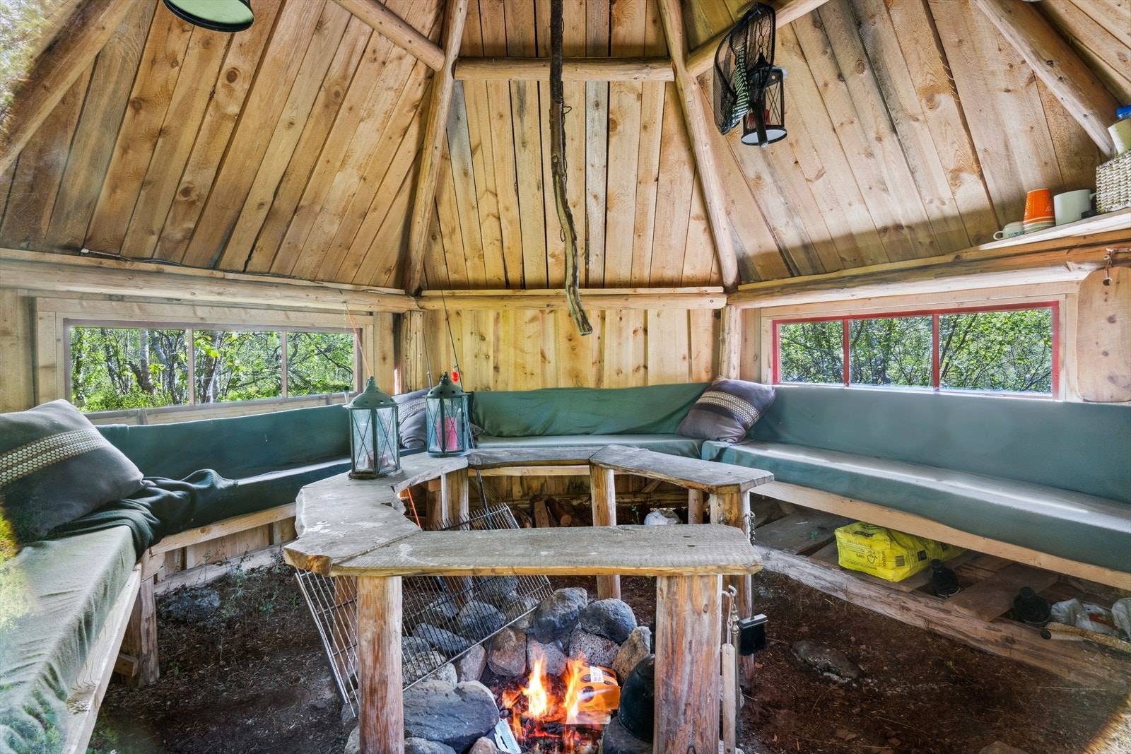 Flott mulighet til å fiske i vannet og komme seg nærmere naturen. Galleribilde