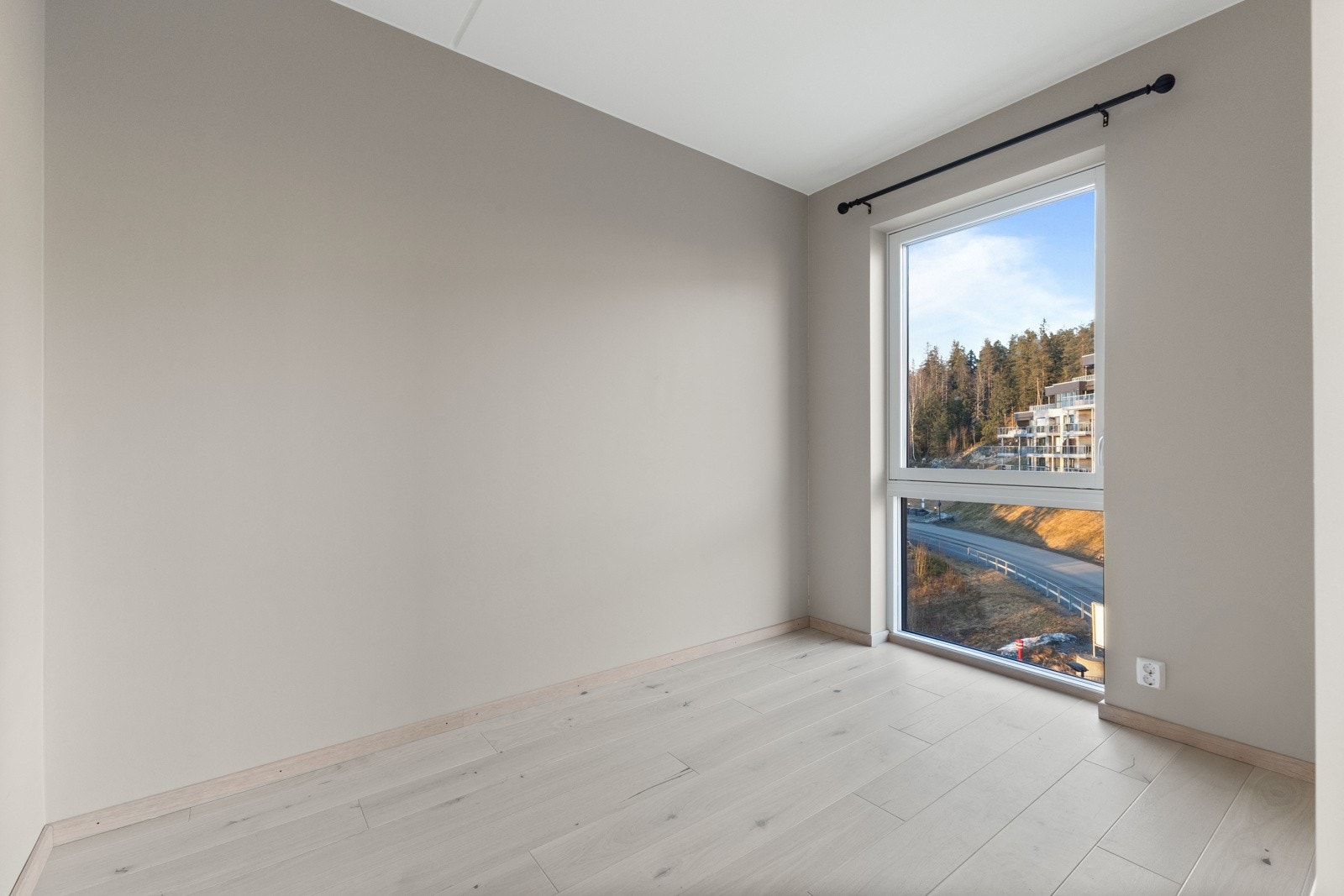 Lyst og innbydende soverom 2. Galleribilde