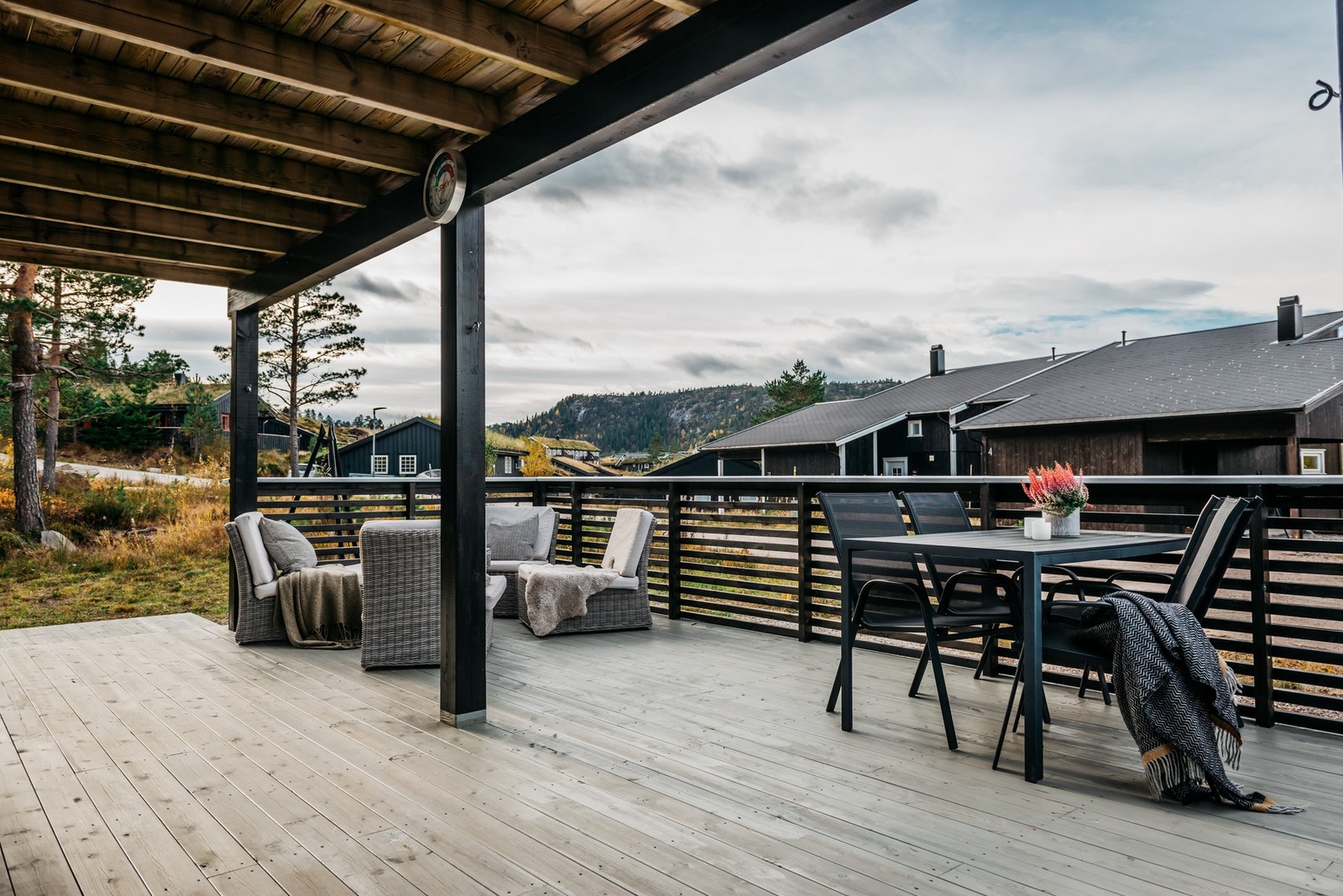 Stor terrasse med mange muligheter Galleribilde