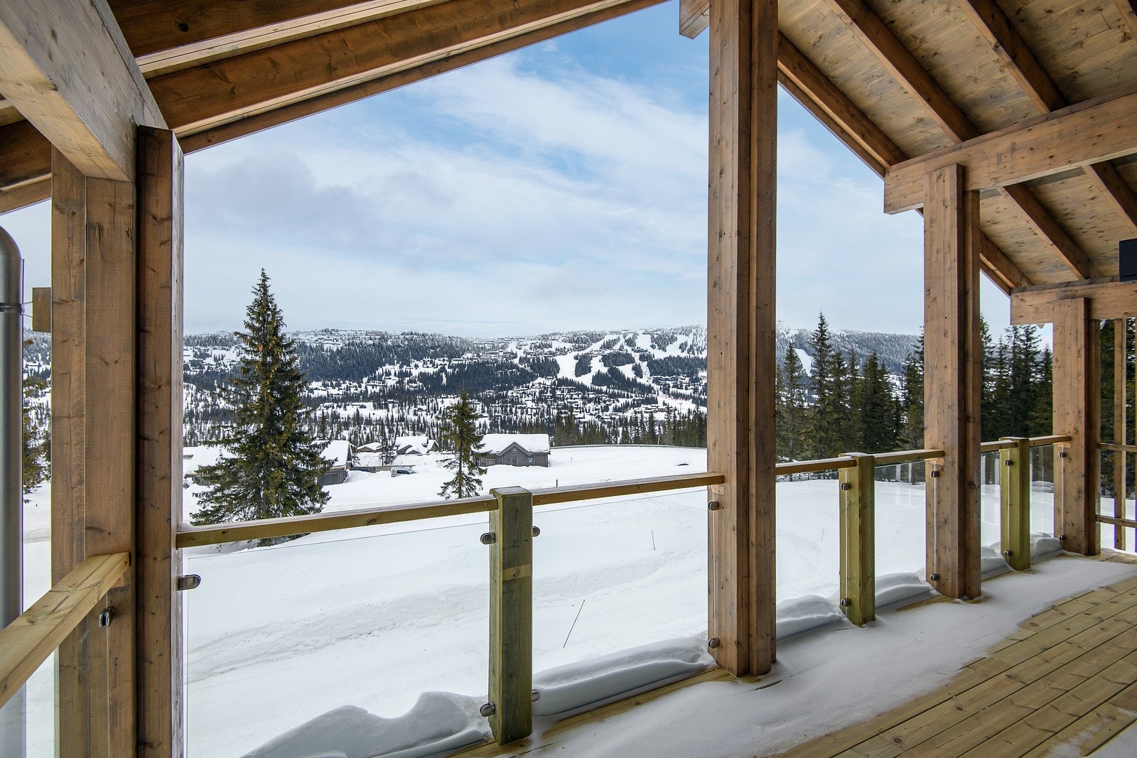 Flott utsikt mot Vestsiden i Kvitfjell! Galleribilde