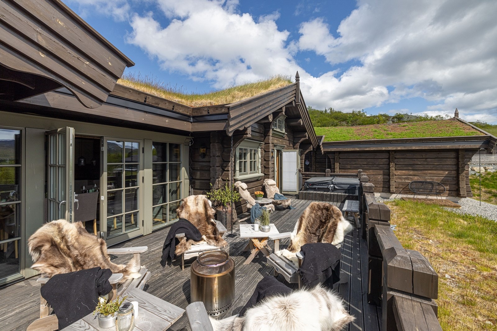 Flott solrik terrasse på hele 34 kvm Galleribilde