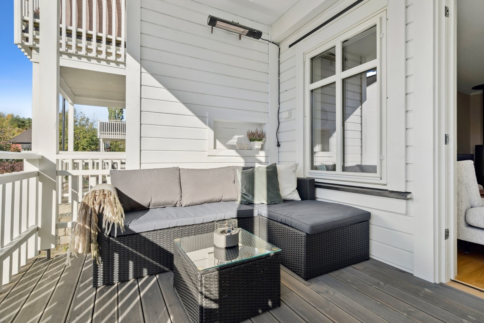 Herlig solfylt balkong på 7,7 kvm. Galleribilde