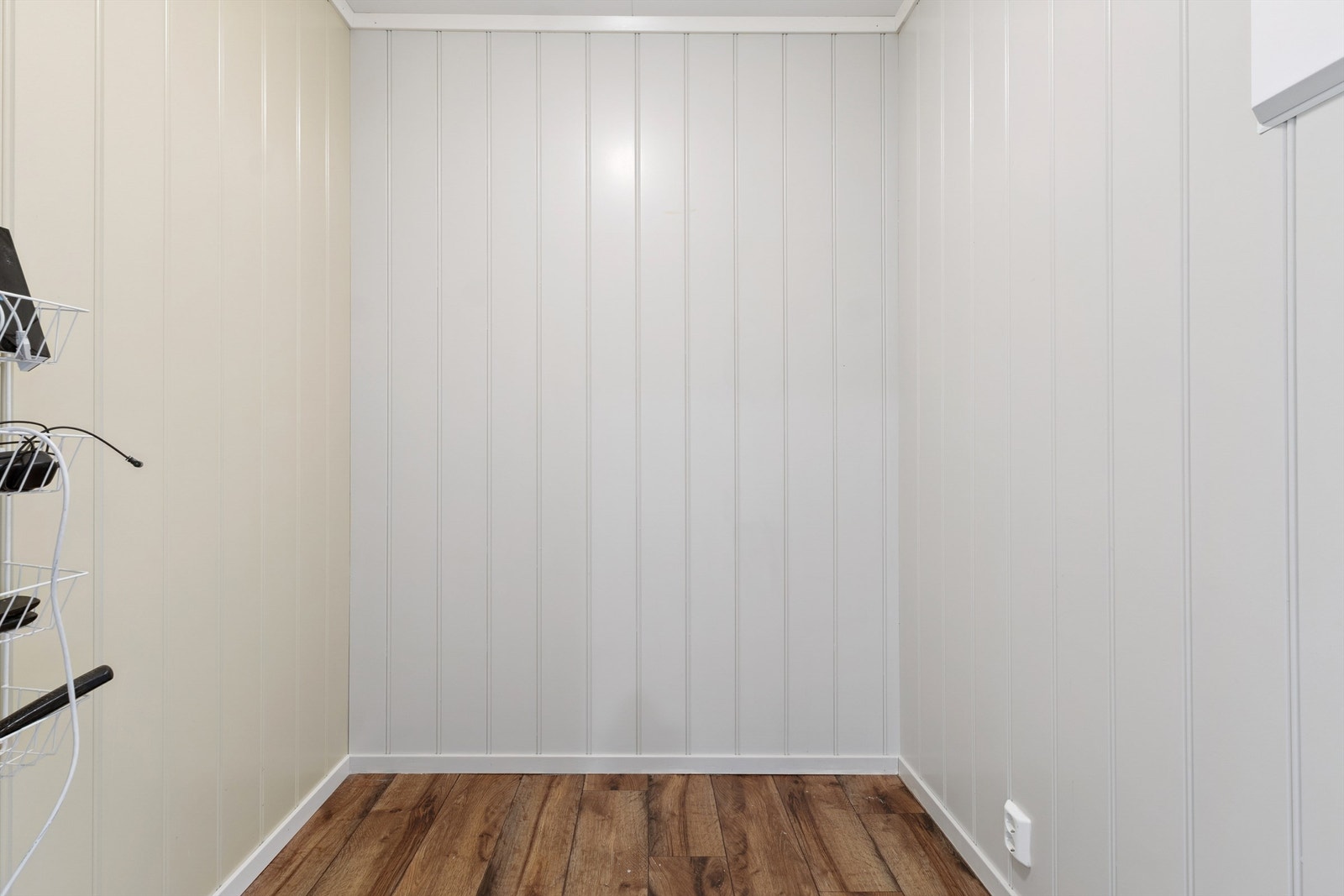 En praktisk innvendig bod gir kjærkommen, ekstra lagringsplass. Galleribilde