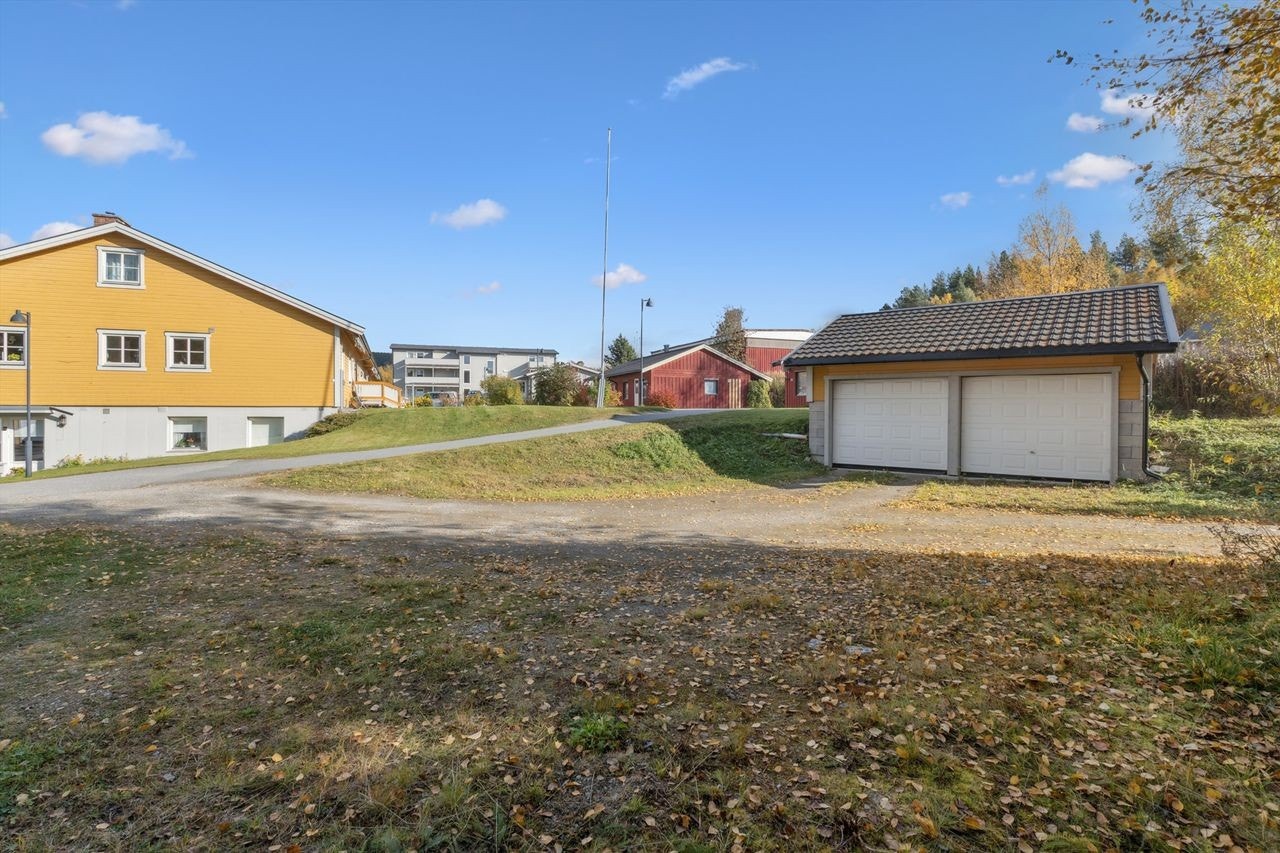 Det medfølger garasjeplass. Galleribilde