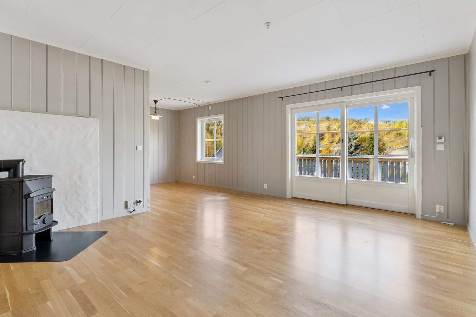 Leiligheten fremstår i god stand, med generelt lite slitasje. Galleribilde