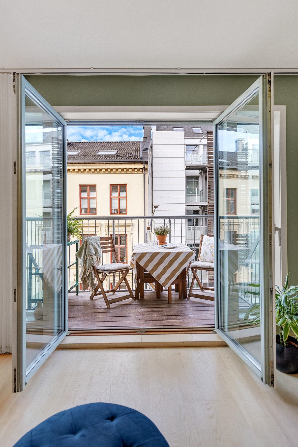 Fra stuen har du utgang til en hyggelig balkong. Galleribilde