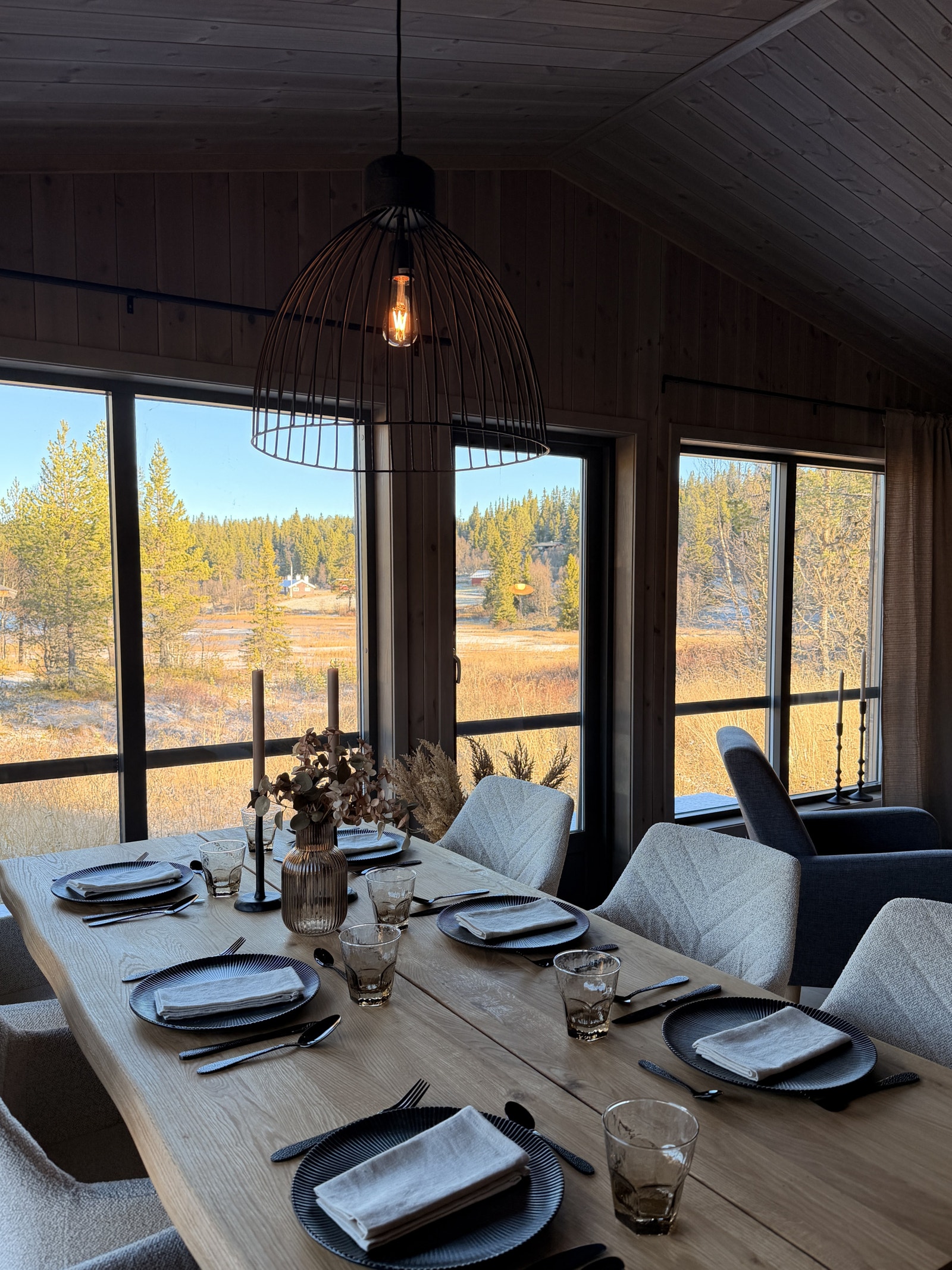 Spisestue + utsikt Galleribilde