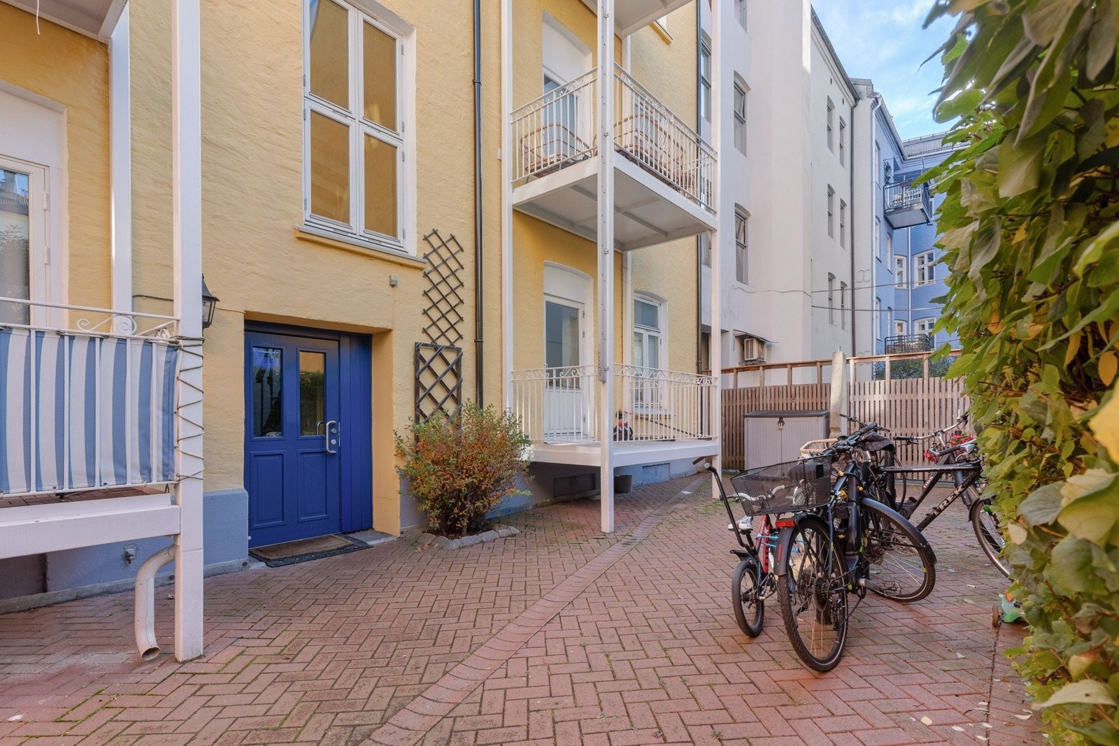 Inngangsparti Galleribilde