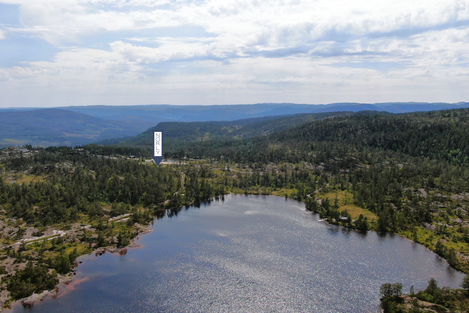 Fine bade- og fiskeplasser, kun 300 meter fra tomten Galleribilde