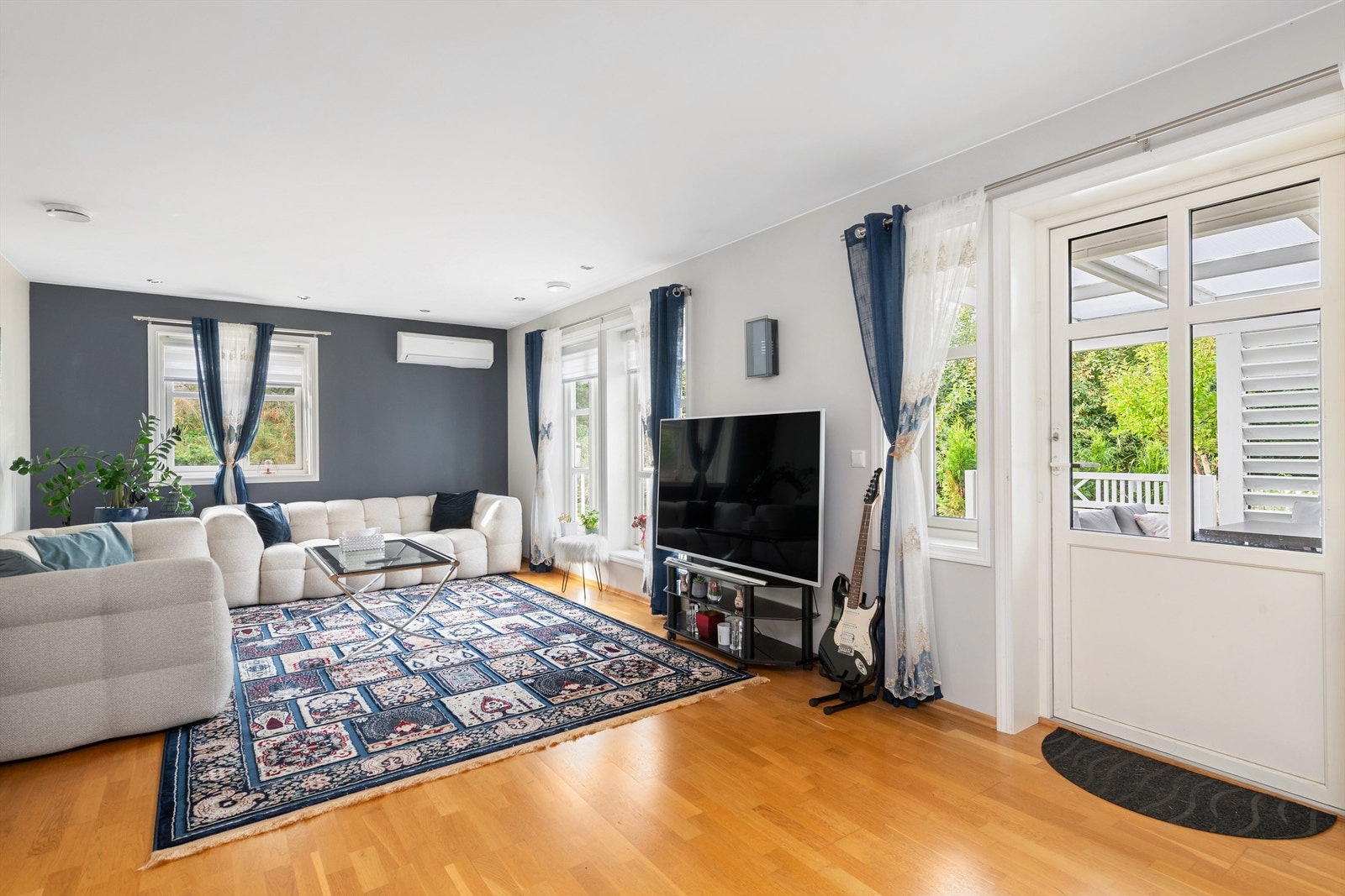 Utgang til terrasse Galleribilde