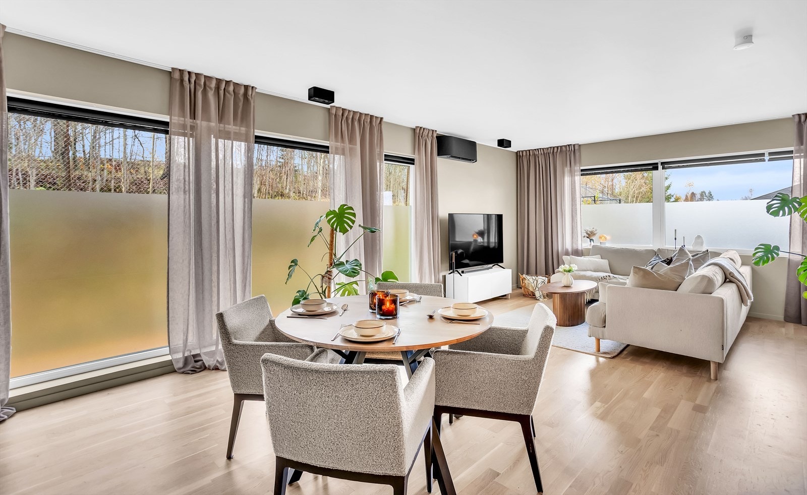 Dette er en lys og lekker 2-roms selveierleilighet med en sentral beliggenhet på Dal. Galleribilde