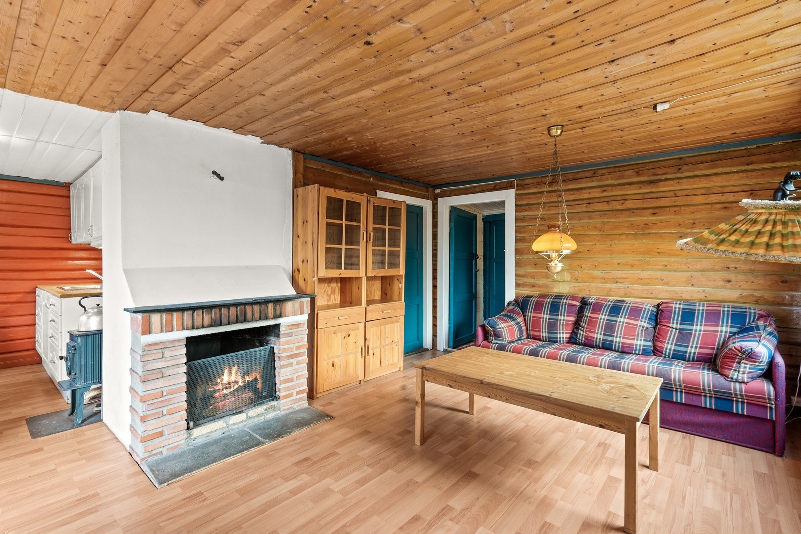 Koselig peis som gir god varme og stemning på kjølige kvelder. Galleribilde