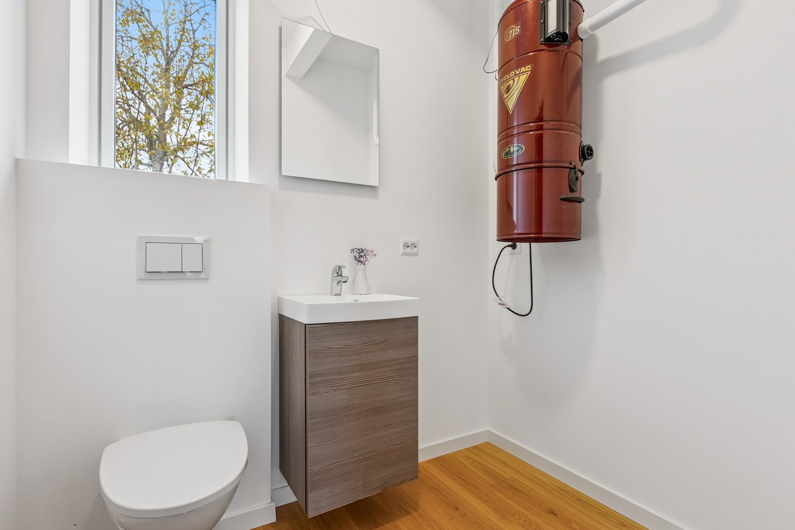 Toalett Galleribilde