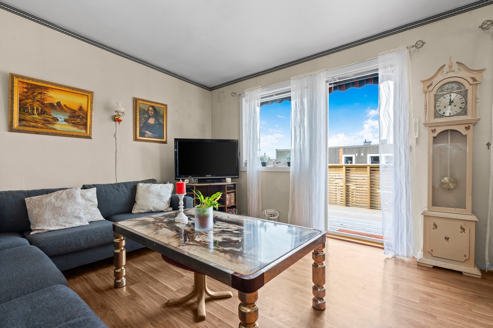 Og utgang til balkong Galleribilde