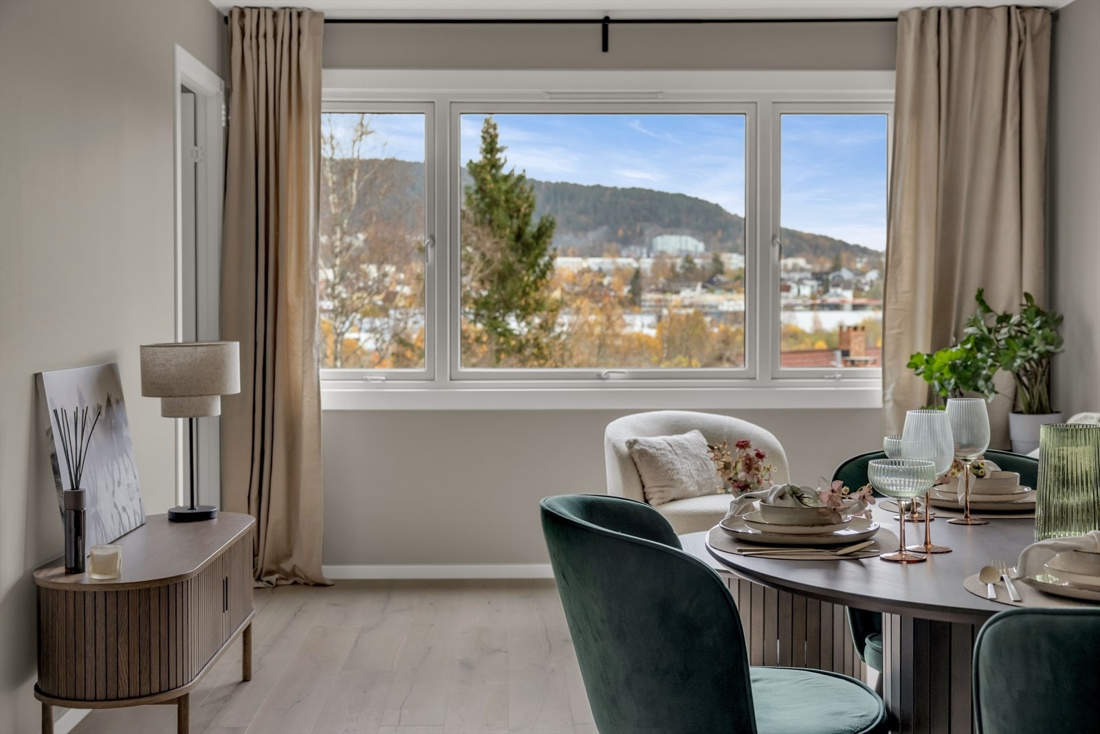 TV og internett er inkludert i felleskostnadene. Galleribilde