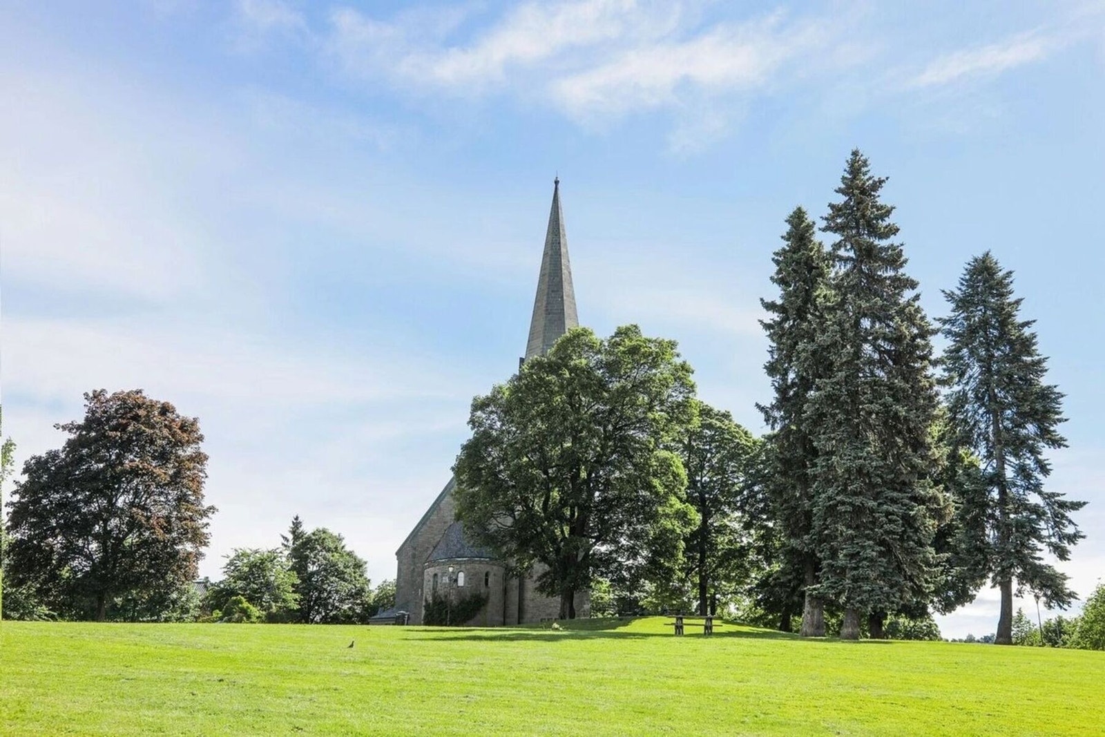 Vålerenga Kirke - Hyggelig parkområde kun 5 min fra leiligheten. Galleribilde