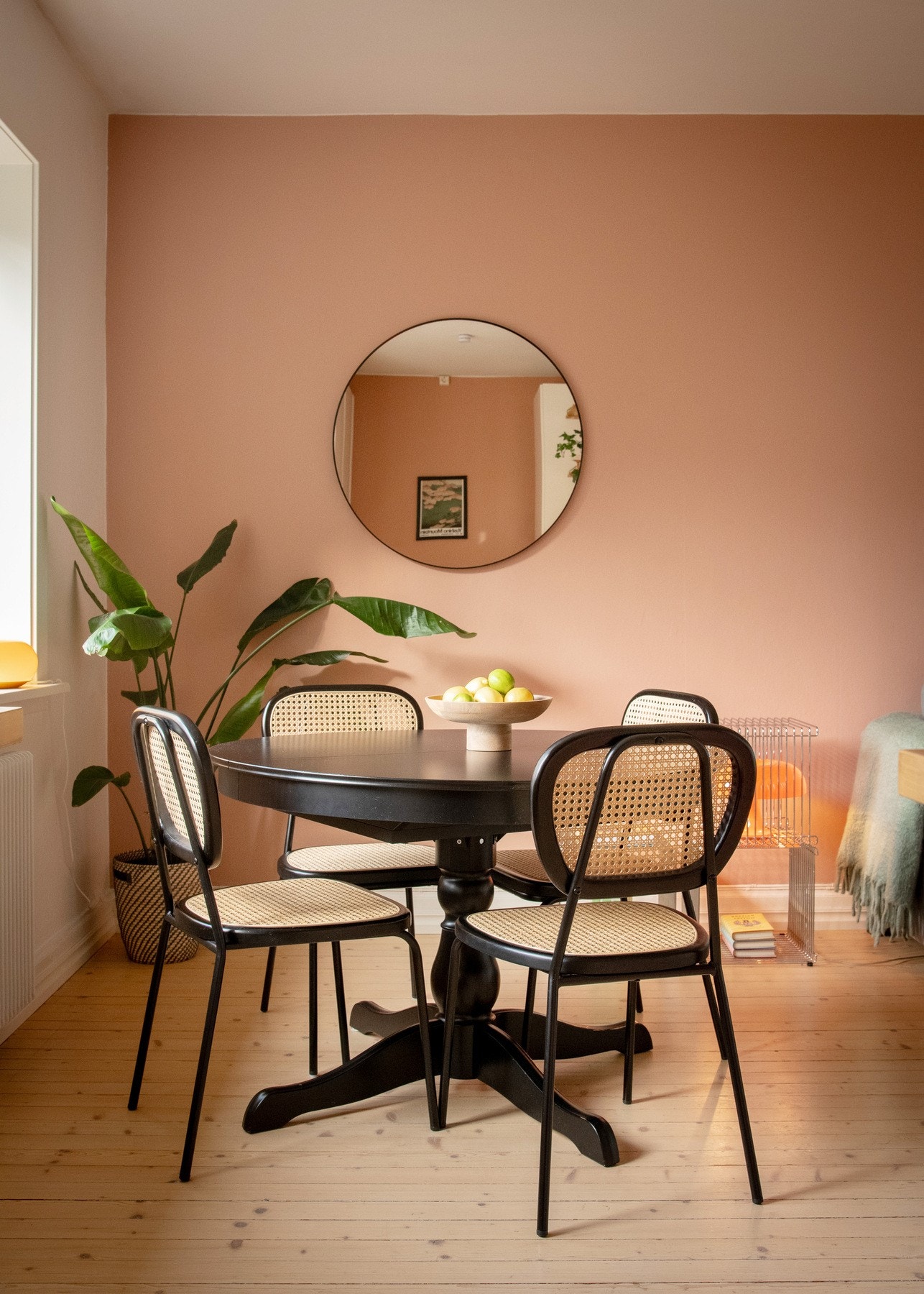 En bolig perfekt for både hverdagsliv og sosiale sammenkomster. Galleribilde