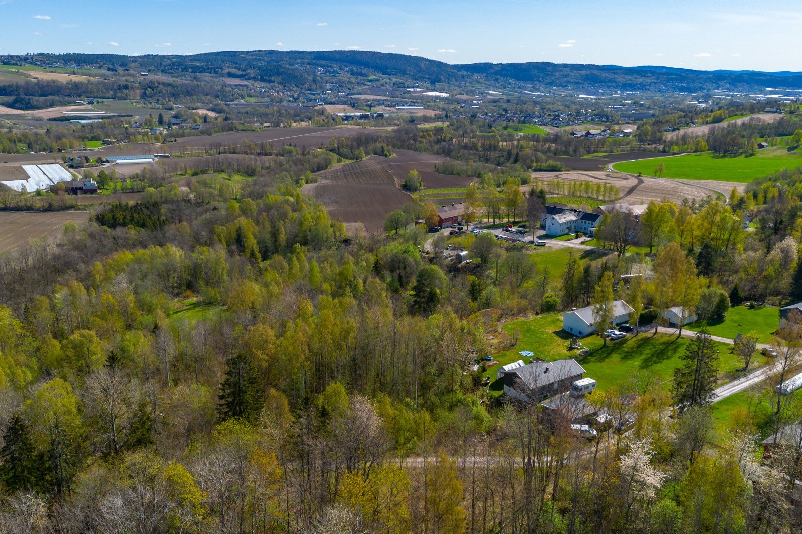 Fredfulle og landlige omgivelser, tilbaketrukket fra byens kjas og mas. Galleribilde
