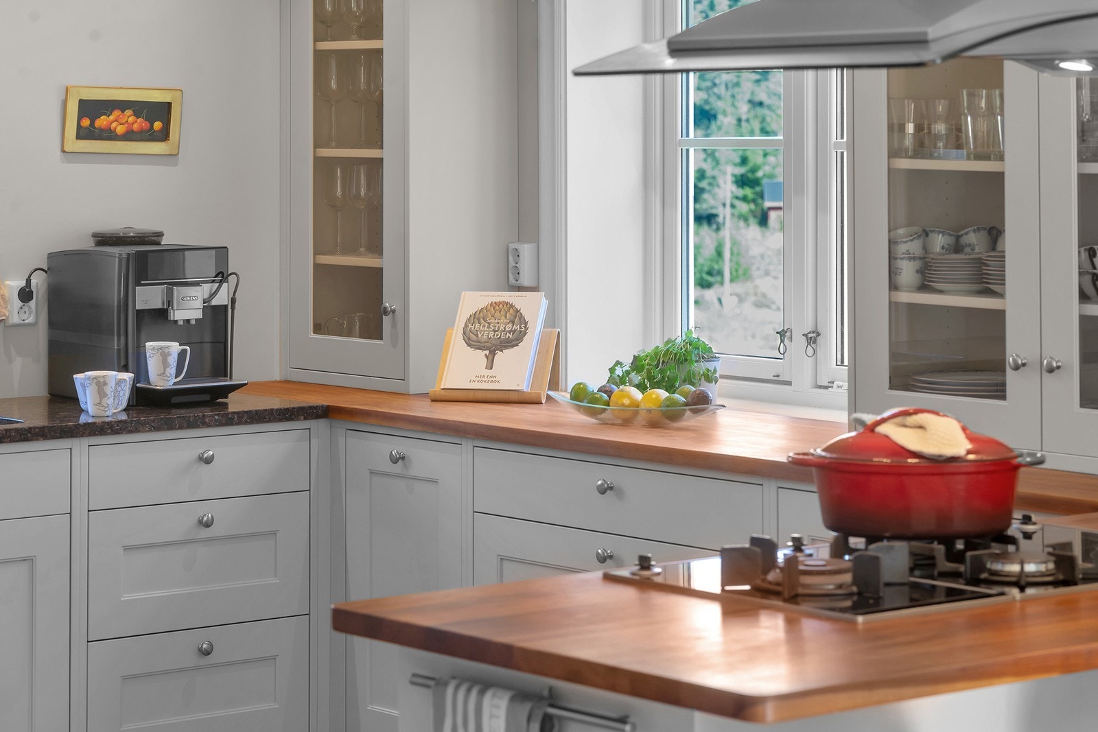 Kjøkken fra Vegårshei trevare. Galleribilde